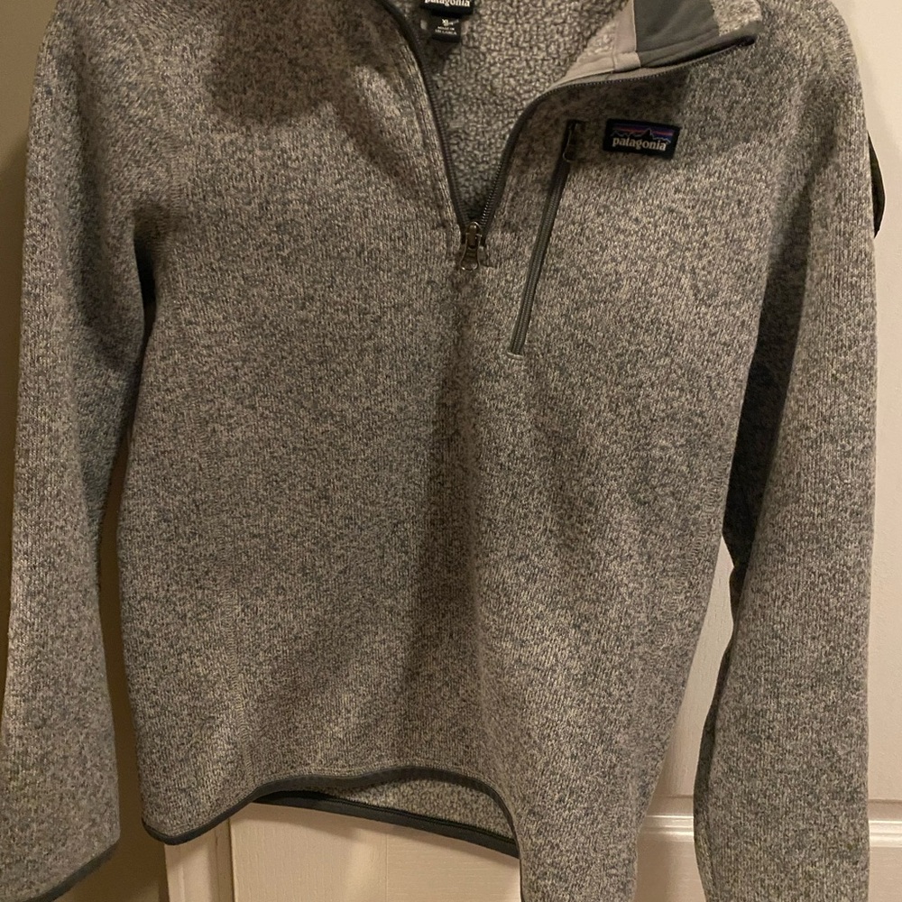 Patagonia Boys sweater jacket size xl